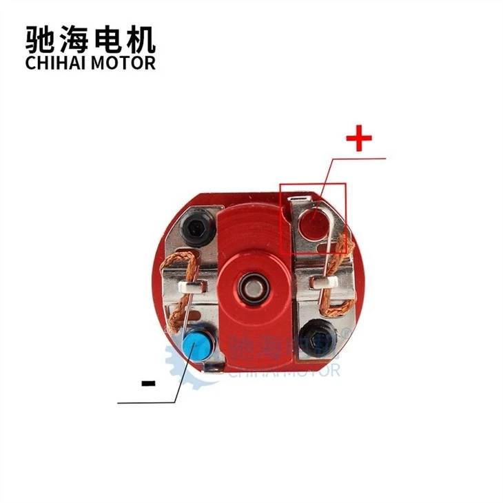 4(001)
